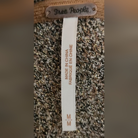 Free People Going For The Gold Wrap Sweater Size M - Picture 6 of 8